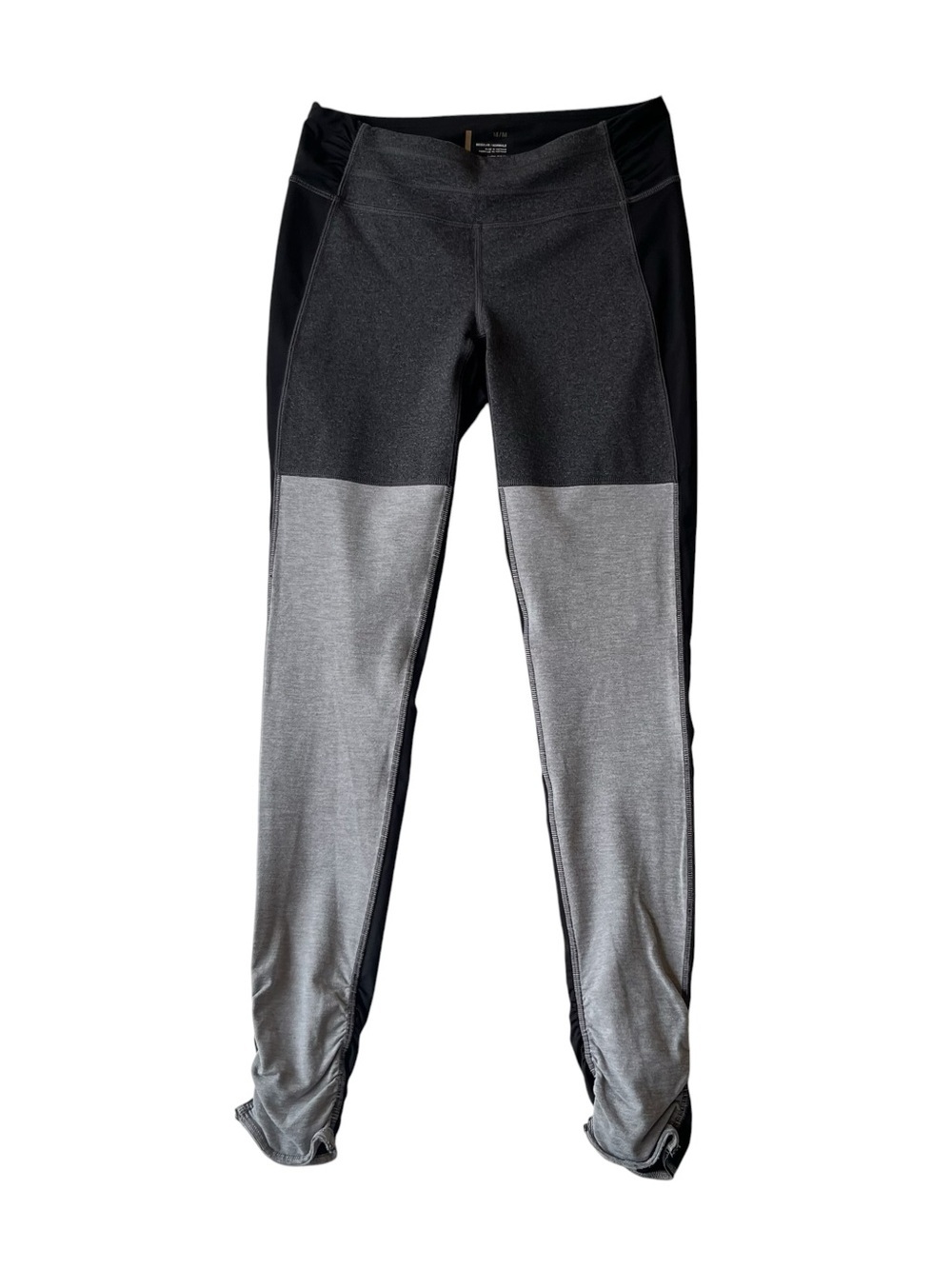 Lucy Colorblock leggings Medium Black gray Full leg Ruched ankle Womens Yoga